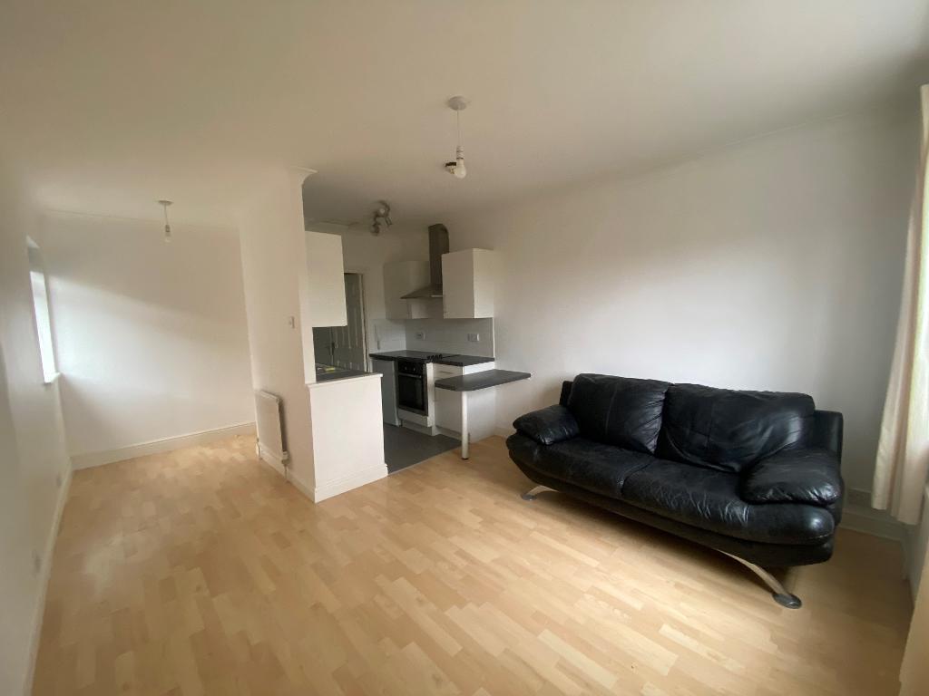 Anlaby Rd, HULL, HU3 6EN