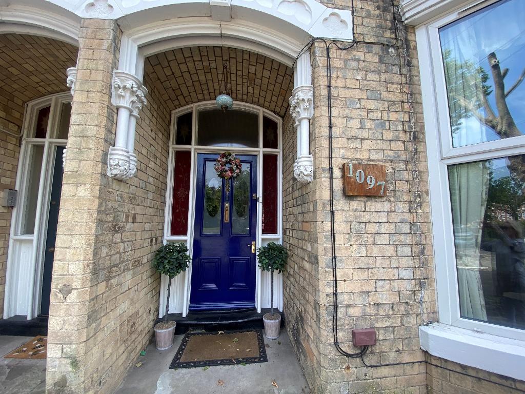 Hessle High Road, Hull, HU4 6SB